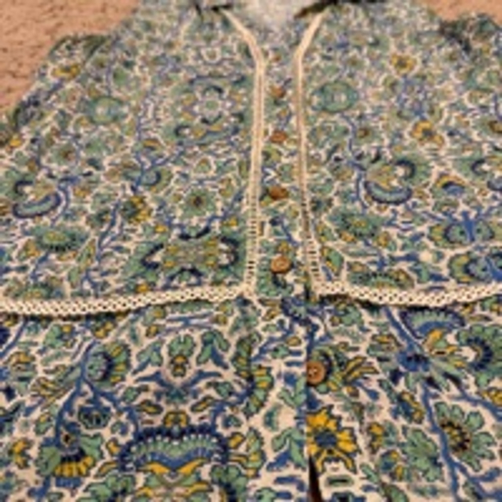 Women's Democracy Sleeveless Top Size M Blue Green Floral - Picture 2 of 7